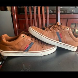 $30 Levi low cut shoes